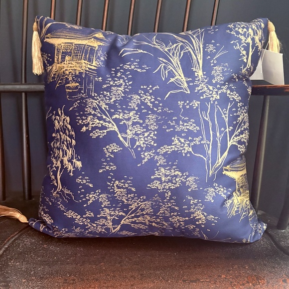 Set of Two (2) Handmade 16" Polished Cotton Throw Pillows with Gold Tassels - Picture 8 of 9